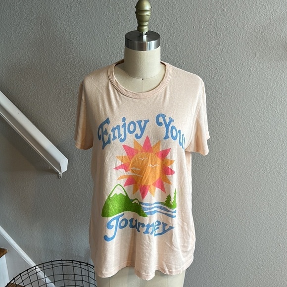 Anthropologie+Junk Food Cotton Blend “Enjoy Your Journey” Graphic Distre… - Picture 3 of 9
